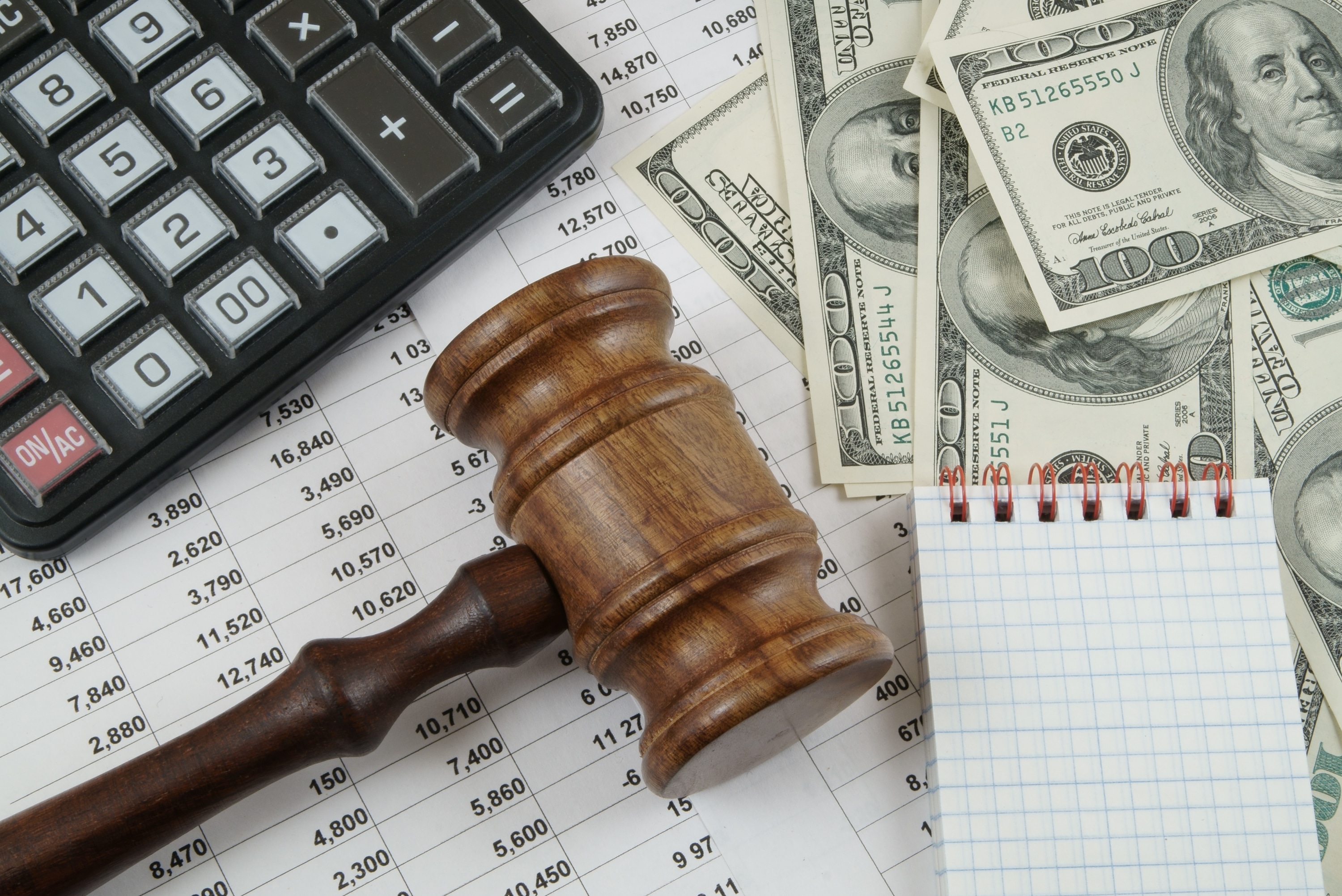 How Much Does a Lawyer Cost: A Comprehensive Guide